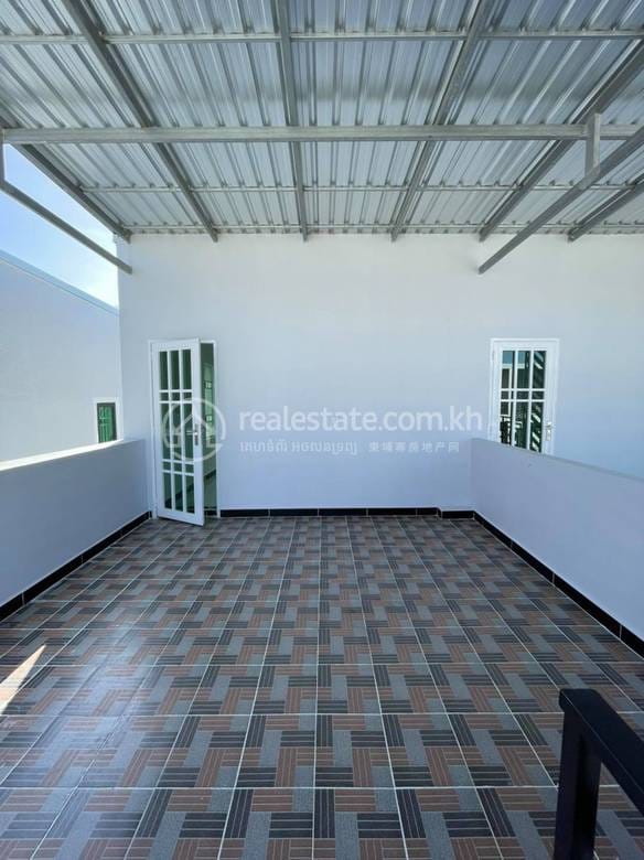 Borey Sunny | Project 17th | 49 sqm Living Size Řadový dům Na prodej in Dangkao