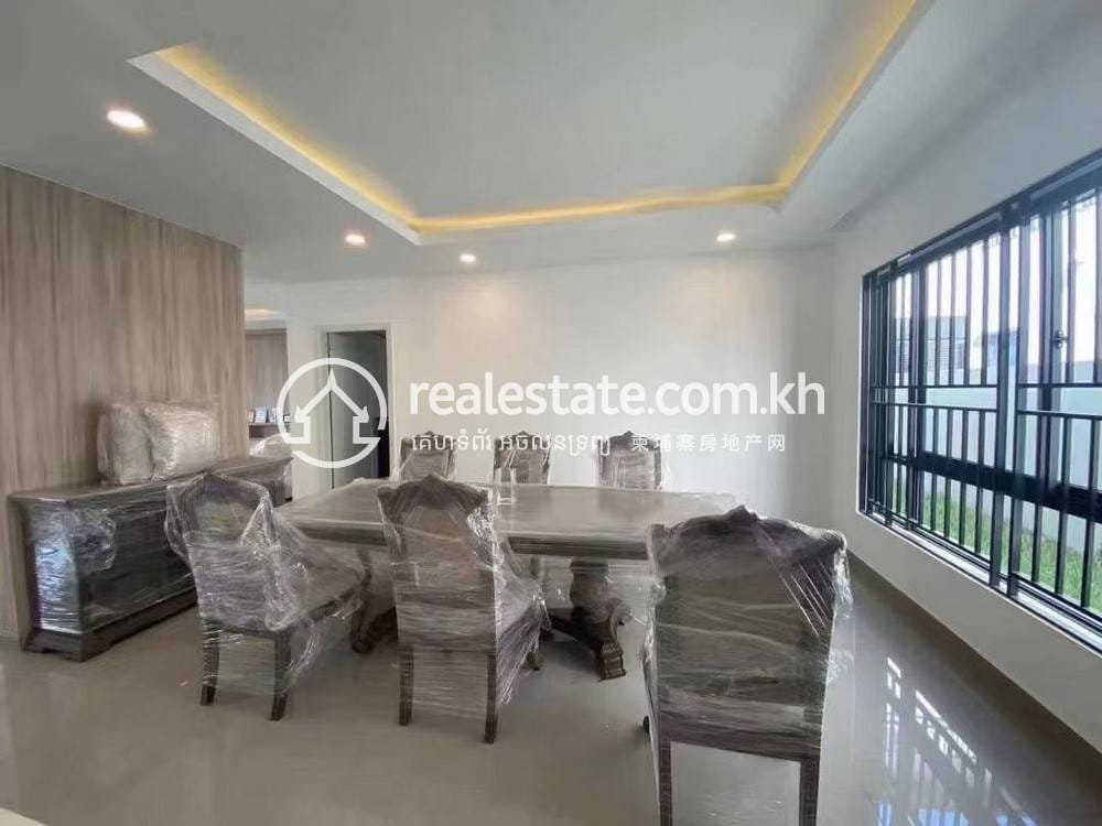 Meanchey300平方米使用面积别墅出租