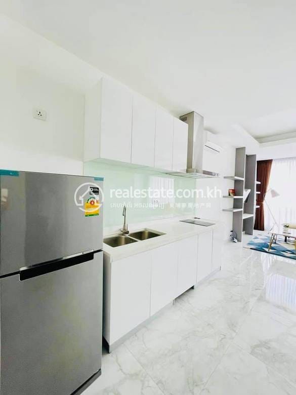 Apartmán se službami K pronájmu in Boeng Keng Kang $800