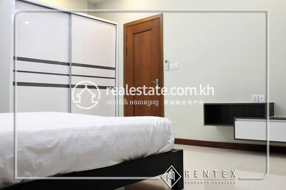 Apartmán K pronájmu with 1 Parking Space