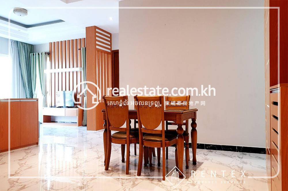 អាផាតមិន សំរាប់ជួល មានកន្លែងចតរថយន្ត 1