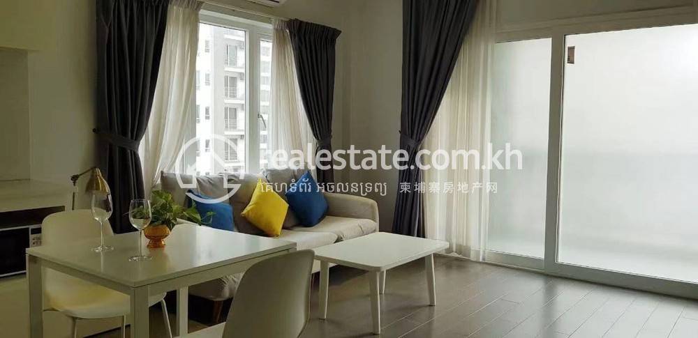 65 sqm Living Size Apartmán se službami K pronájmu in Boeng Keng Kang
