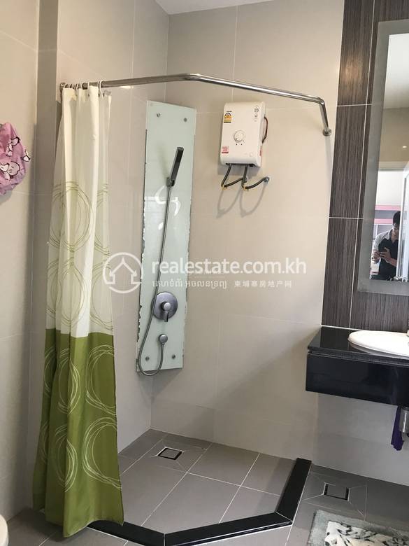 Chbar Ampov别墅出租，价格$1,500