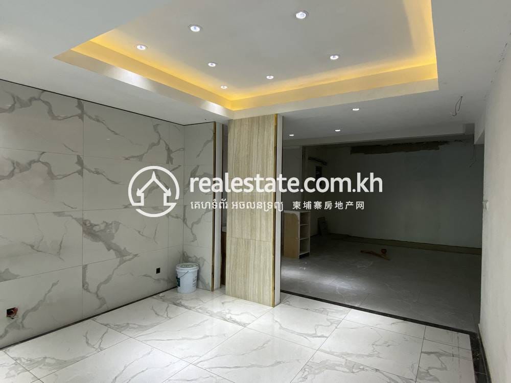Boeung Kak 1 Villa For Rent in Boeung Kak 1