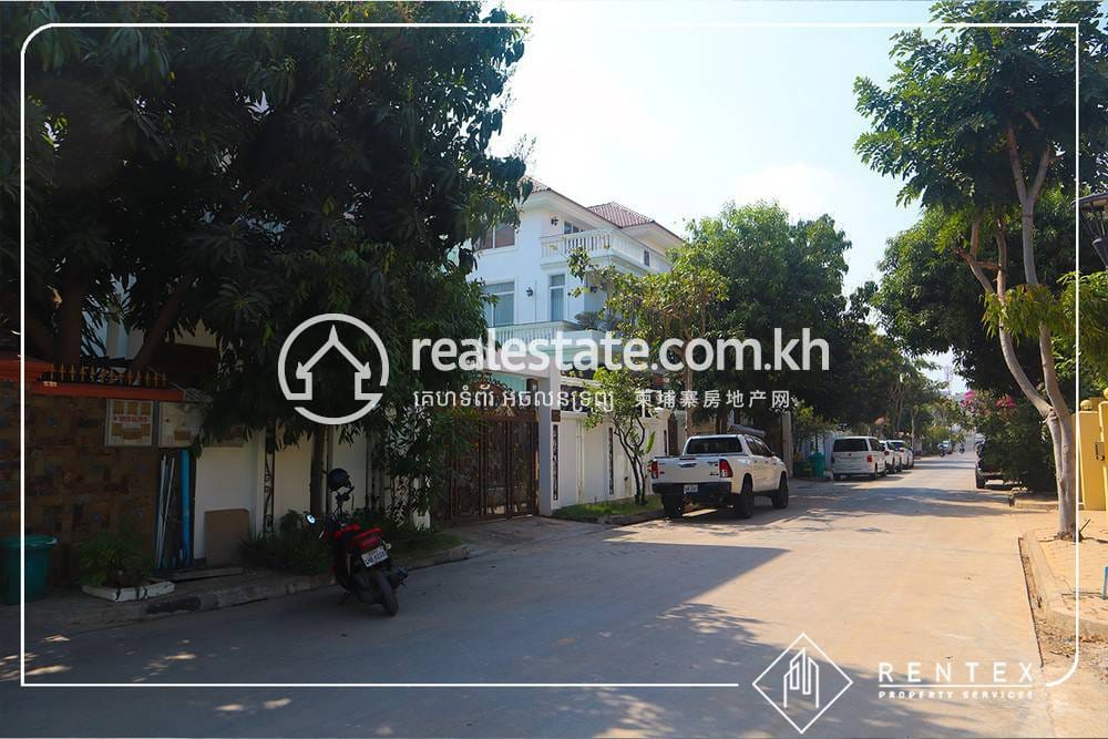 Appartement À louer à Chamkarmon $4,200