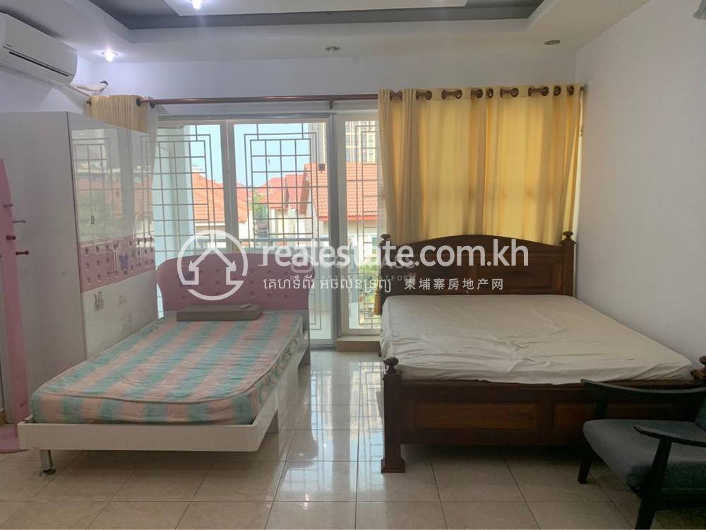 ChamkarmonHouse and lot出租，价格$1,100