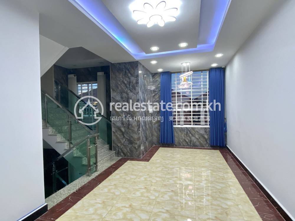 វីឡា សំរាប់ជួល នៅ, ច្រាំងចំរេះ១, ឫស្សីកែវ, ភ្នំពេញ