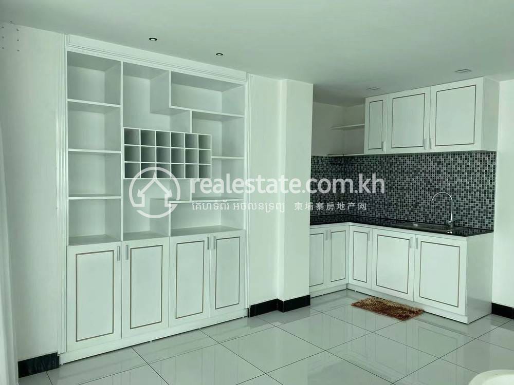Serviced Apartment For Rent in BKK 3, Boeng Keng Kang, Phnom Penh