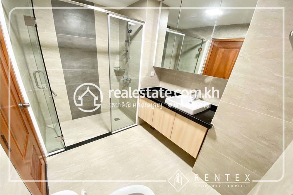 อพาร์ทเม้นท์ สำหรับเช่า ใน Daun Penh $900