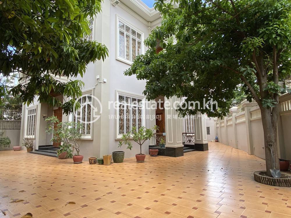 Villa For Rent in Toul Kork $5,000