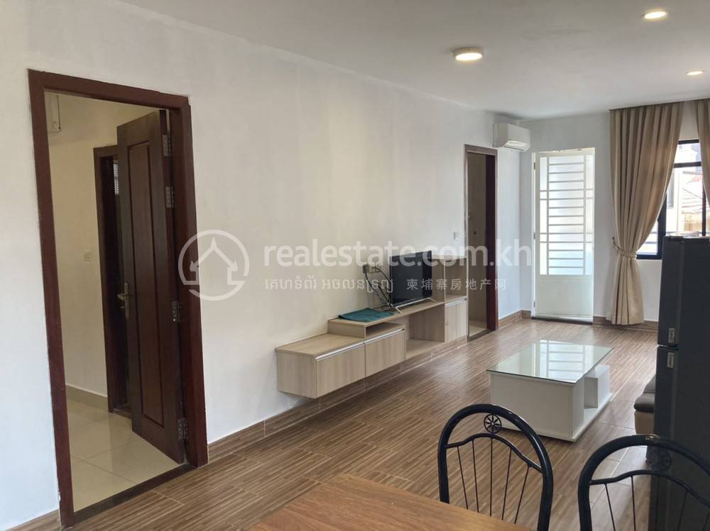 75 sqm Living Size Serviced Apartment For Rent in Boeng Keng Kang