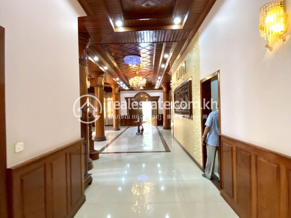 Villa For Rent in Boeung Kak 2, Toul Kork, Phnom Penh