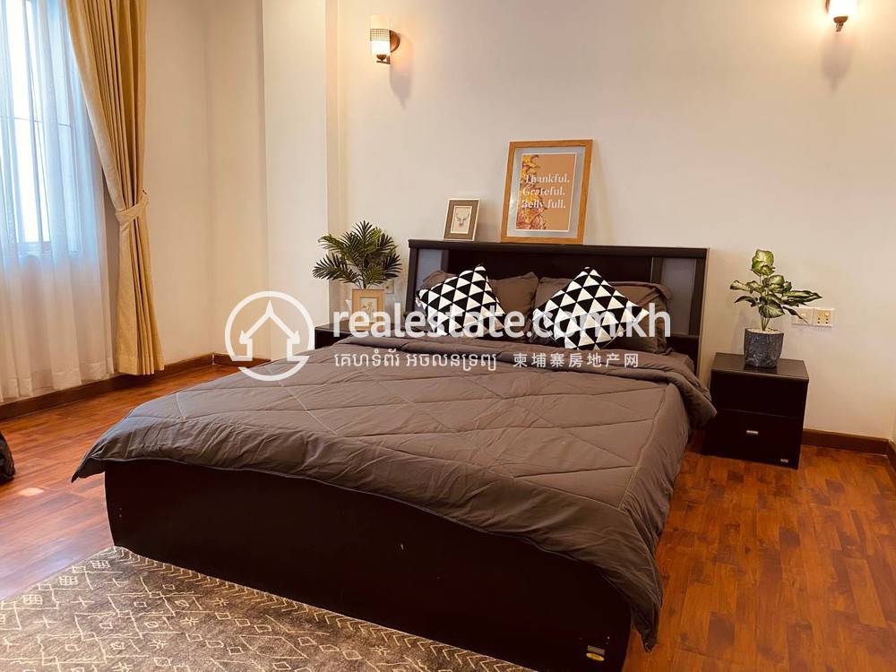 Apartmán se službami K pronájmu in Boeng Keng Kang $700
