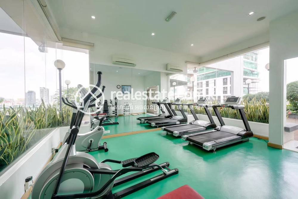 3 Bedrooms Serviced Apartment For Rent for $1,800