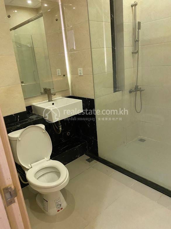 Chamkarmon Condo For Rent in Chamkarmon