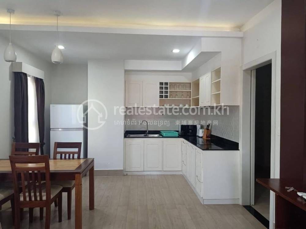 2 Bedrooms Apartmán K pronájmu for $1,000