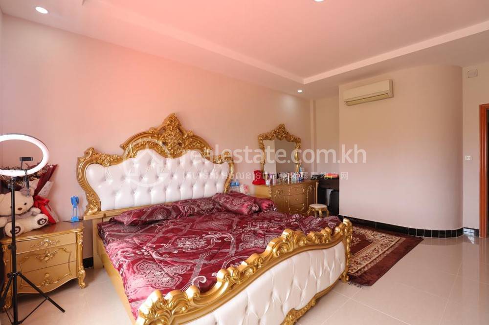 Por Sen Chey Villa For Rent in Por Sen Chey
