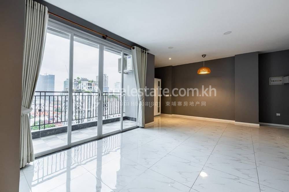 190 sqm Living Size Serviced Apartment For Rent in Boeng Keng Kang