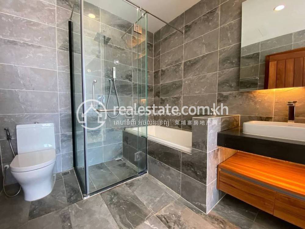 Апартаменты Для Аренды in Chamkarmon $1,800
