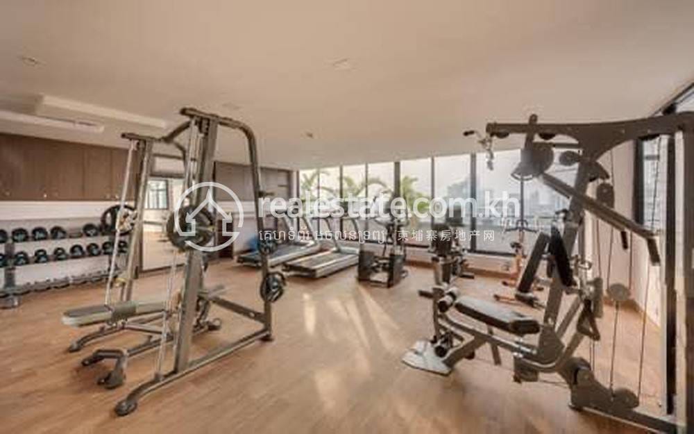 75 sqm Living Size Apartmán se službami K pronájmu in Boeng Keng Kang