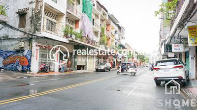      , Phsar Kandal I, Daun Penh, พนมเปญ
