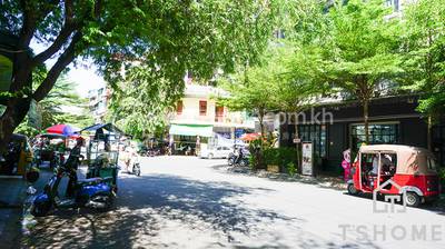   , ចតុមុខ, ដូនពេញ, ភ្នំពេញ