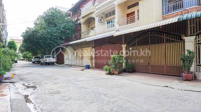   , ទួលសង្កែ១, ឫស្សីកែវ, ភ្នំពេញ