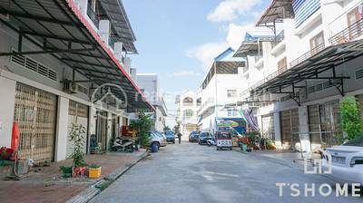   , 雷西郊区, 雷西郊区, 金边