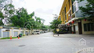   , អូបែកក្អម, សែនសុខ, ភ្នំពេញ