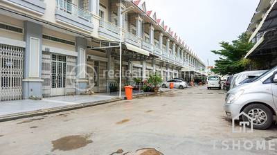   , Stueng Mean chey区, 棉芷区, 金边