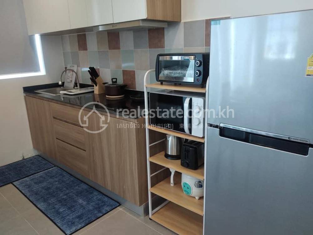 Апартаменты с Обслуживанием Для Аренды in Chamkarmon $900