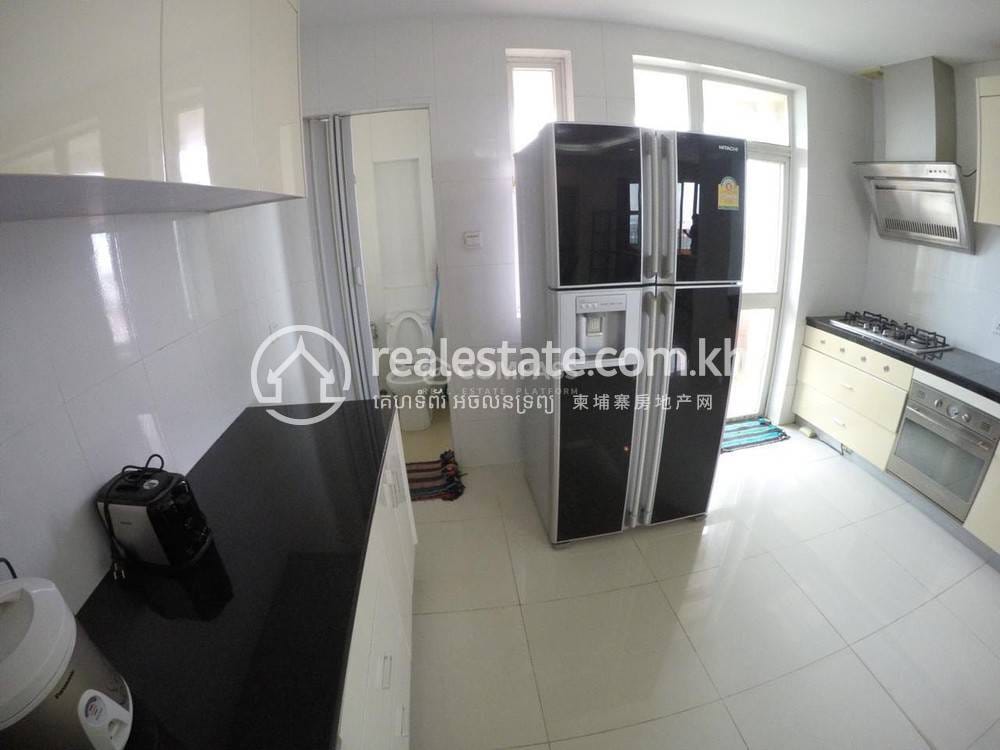 Tonle Bassac Condo K pronájmu in Tonle Bassac