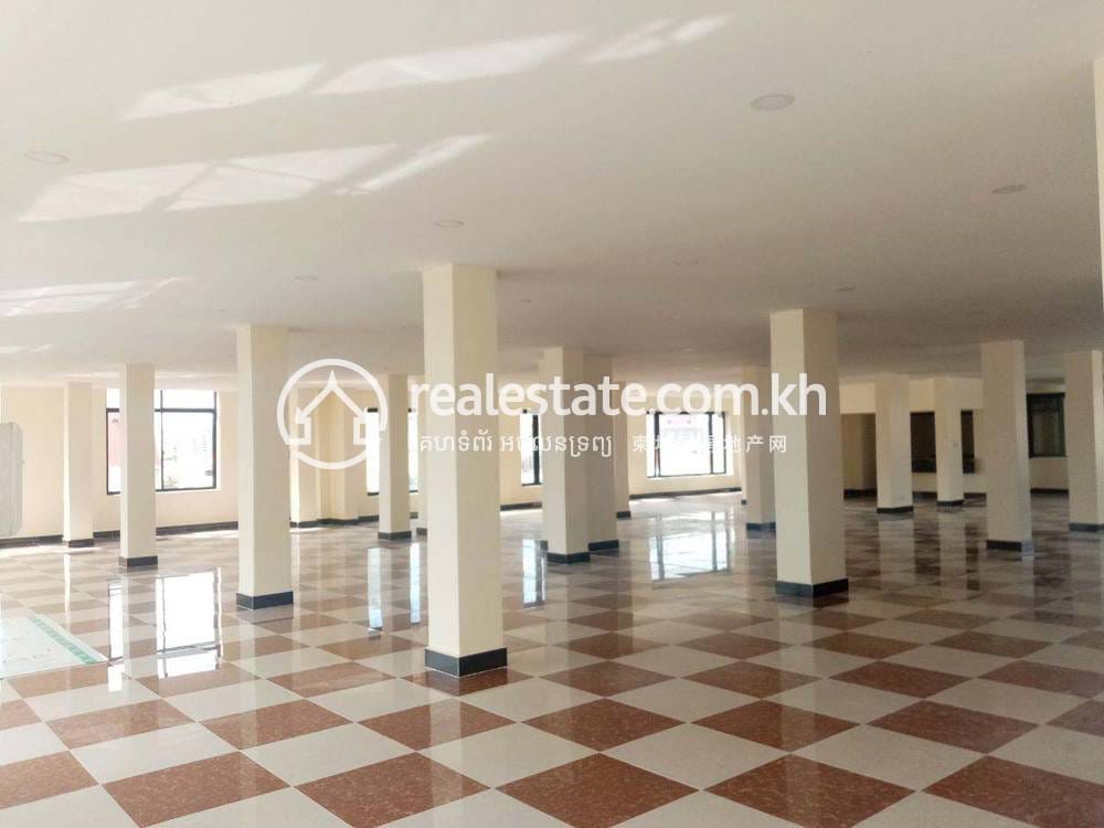 Offices For Rent in Chamkarmon $4,000