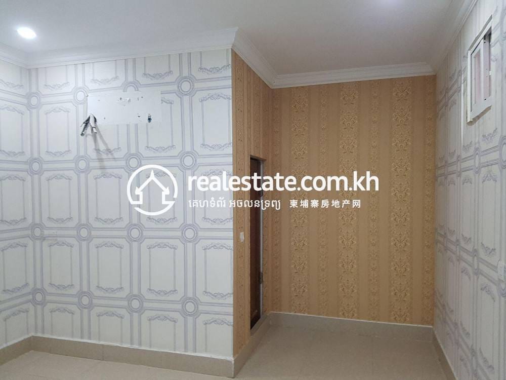 Chamkarmon Building For Rent in Tonle Bassac Chamkarmon $2,500