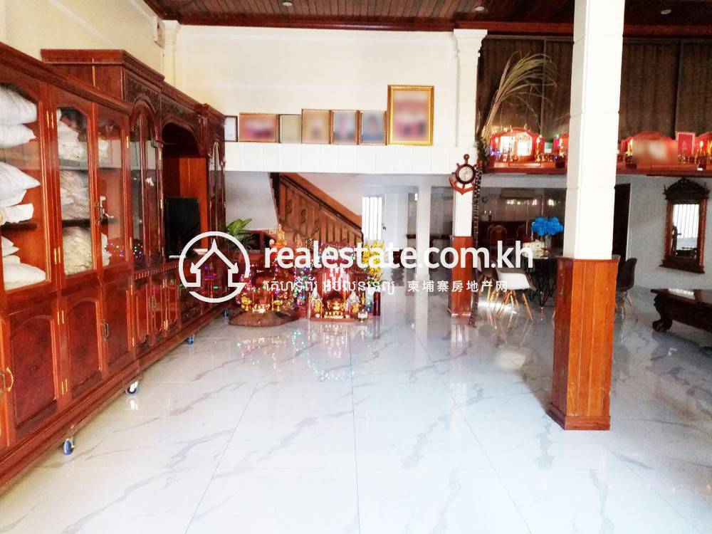 แฟลตเฮ้าส์ สำหรับขาย พื้นที่ใช้สอย 1,088 ตร.ม. ใน Chamkarmon