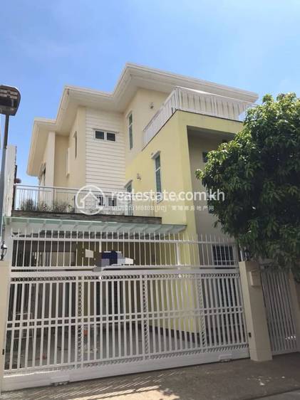 Chamkarmon别墅出租，价格$3,500