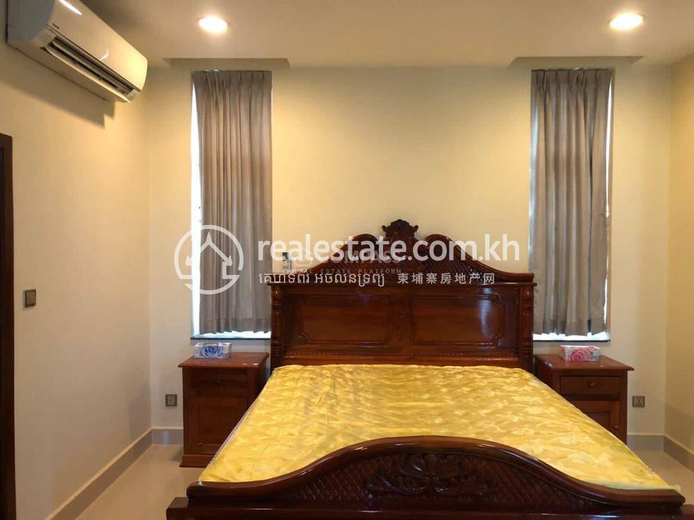 Chamkarmon别墅出租，价格$9,950