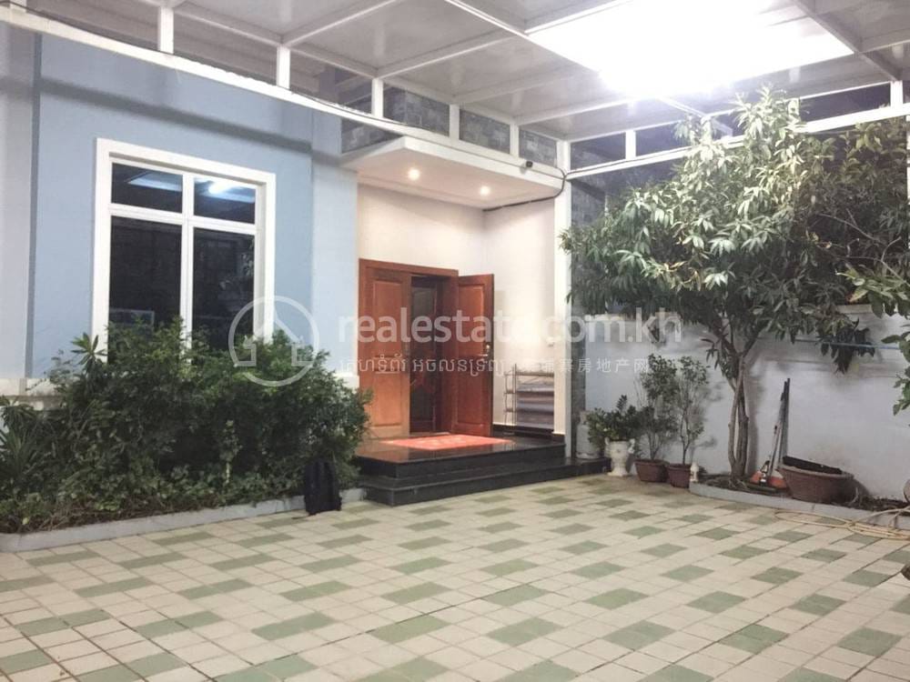 Tonle Bassac Dvojvila K pronájmu in Tonle Bassac