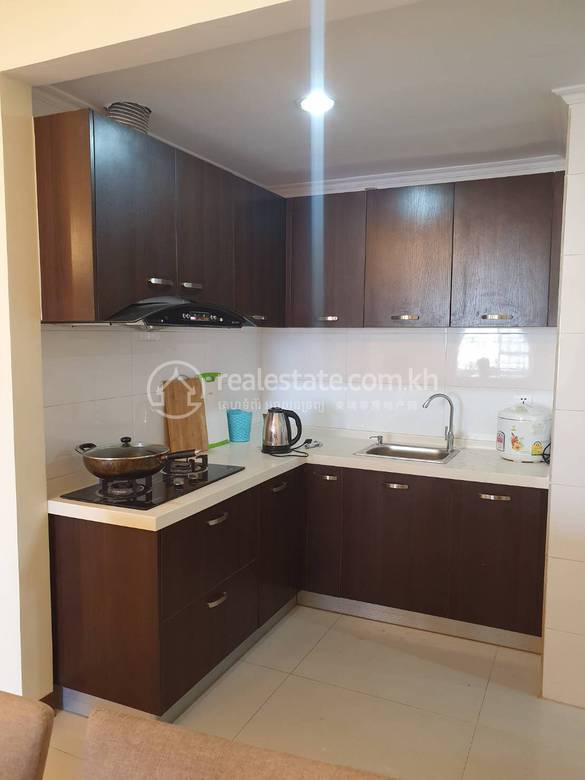 Apartment For Rent in Chamkarmon $1,300