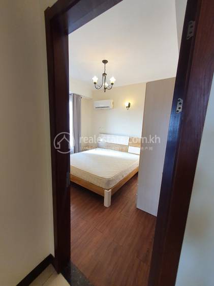 Apartment For Rent in Chamkarmon $1,200