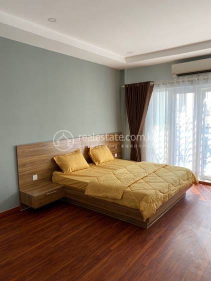 Apartment For Rent in Tonle Bassac, Chamkarmon, Phnom Penh