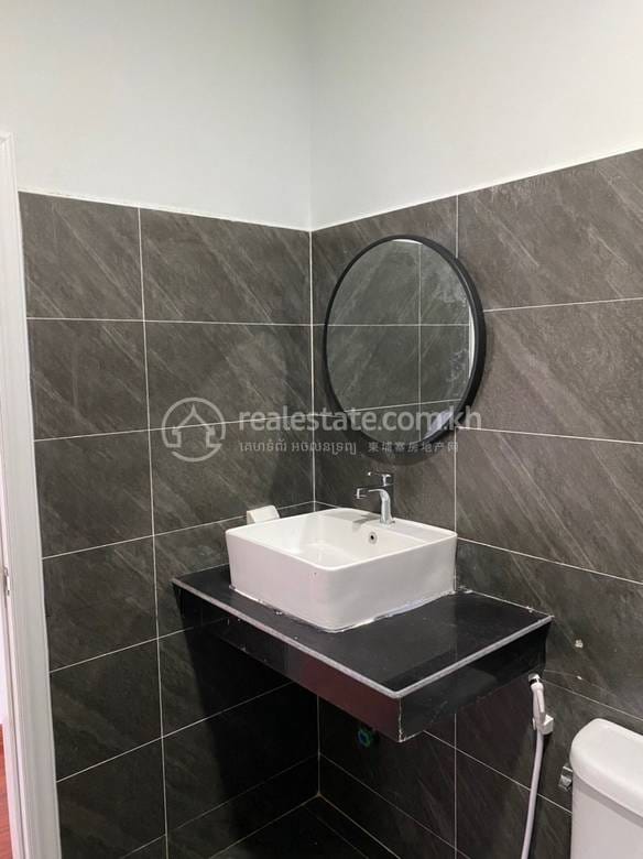 Chamkarmon Apartment For Rent in Chamkarmon