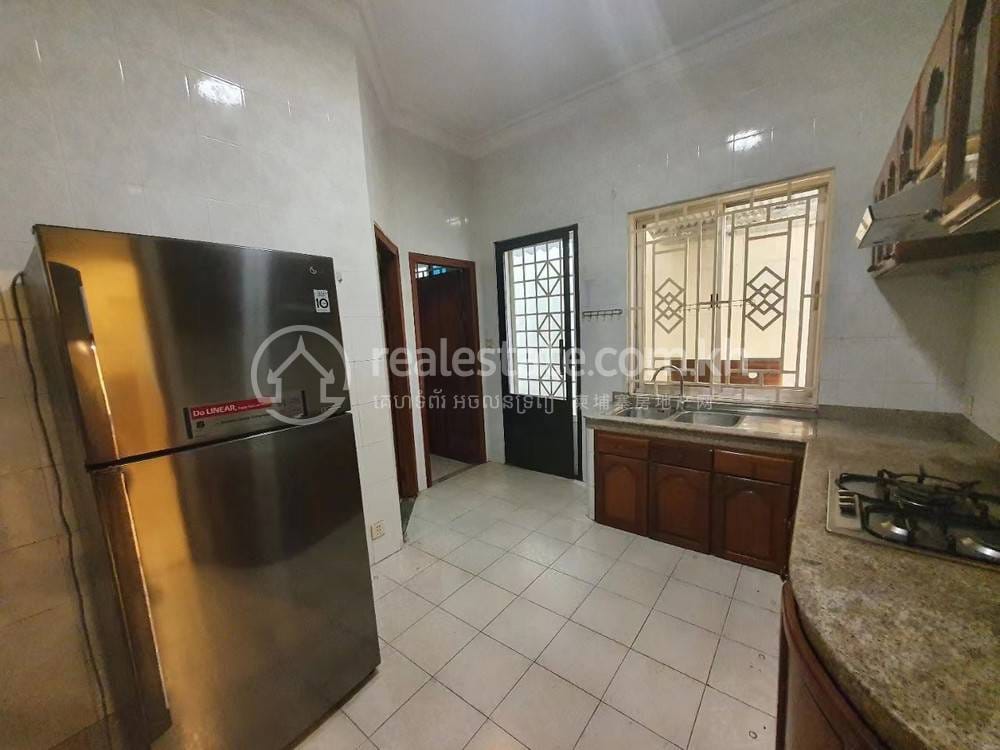 Апартаменты Для Аренды in Chamkarmon $2,000