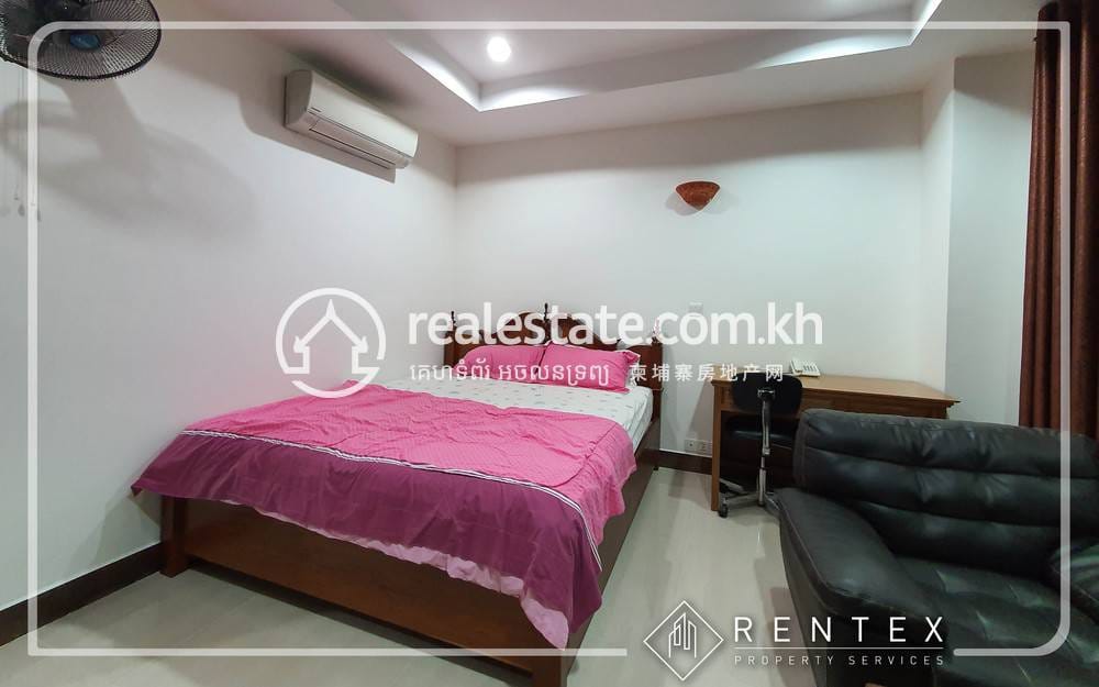 Apartment For Rent with 1 Parking Space