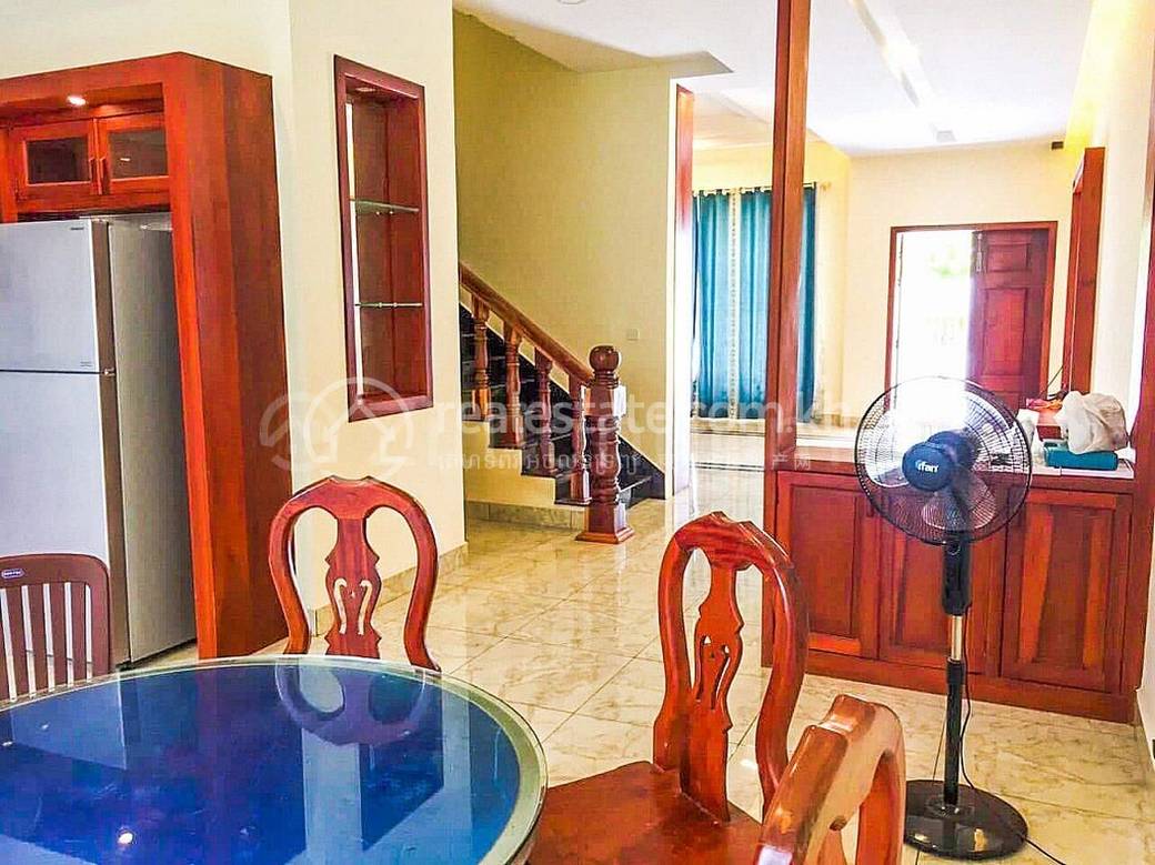 4卧室双子别墅出售，价格$395,000
