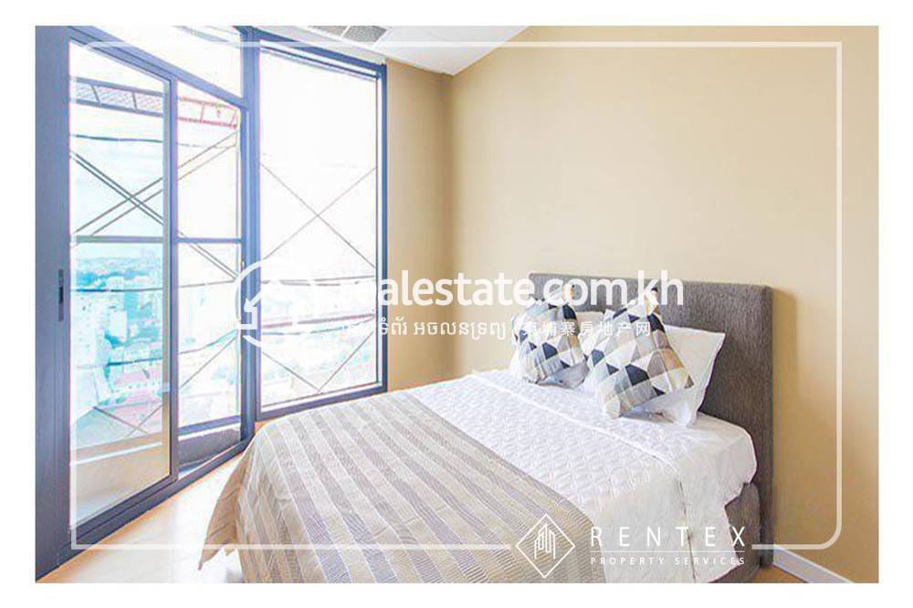 115.8 sqm Living Size Condo For Sale in Chamkarmon