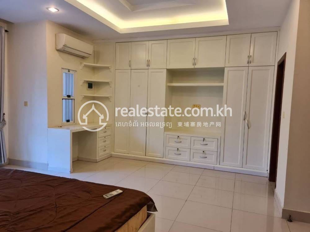 Sen Sok Villa For Rent in Sen Sok