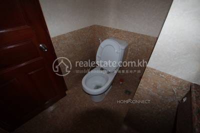 ផ្ទះល្វែង តម្លៃ $600