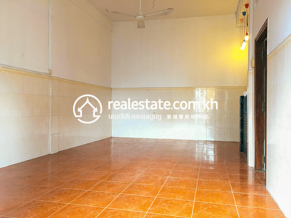 Daun Penh Apartment For Rent in Daun Penh