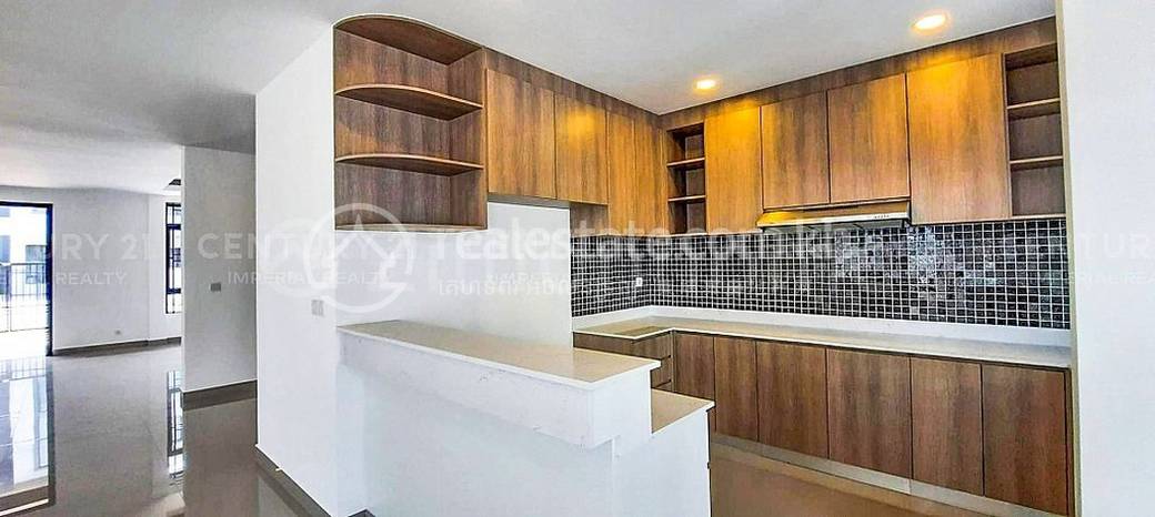 Chrang Chamres 2 Villa For Sale in Chrang Chamres 2